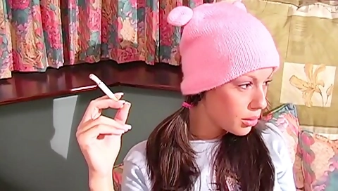 Mckenzie Lee Ama Il Cazzo Duro Nella Figa E Nel Culo