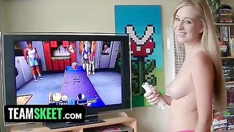 Fresh New Babe Stacie Jaxxx Fails Strip Video Game And Lets Boyfriend Cover Her Face With Hot Jizz